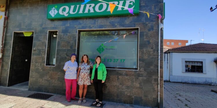 Santa Marta ofrece a sus mayores el servicio de podología con un precio reducido