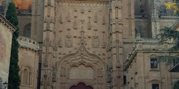 Teatro y música en directo para estrenar el programa ‘Salamanca Plazas y Patios’