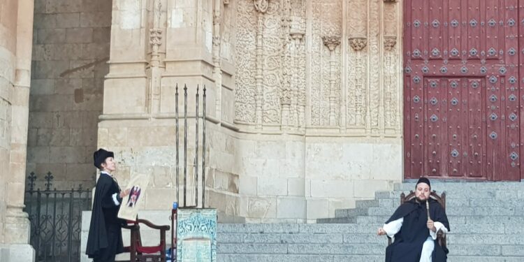 Teatro y música en directo para estrenar el programa ‘Salamanca Plazas y Patios’