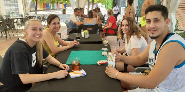 El torneo de remi y el campeonato de pickleball, primeras actividades de la Semana de la Juventud