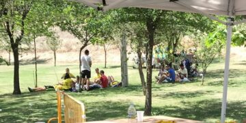 Los comportamientos incívicos y el vandalismo obligan al Ayuntamiento de Aldeatejada a cerrar el acceso a la zona del merendero municipal