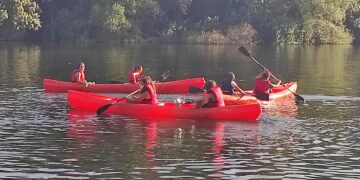 Las actividades de agua centrarán el ‘CiberVerano’ para ayudar a los jóvenes de CiberCarba a superar el sofocante calor de la próxima semana