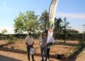 Los jardines de entrada a Peñasolana ya lucen 40 nuevos árboles frutales