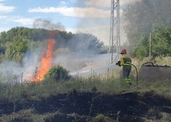 Los incendios de la Comunidad dejan 2 fallecidos y 14 heridos en los hospitales de Castilla y León