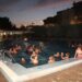 Carbajosa logra un nuevo éxito con 400 personas en la segunda noche de apertura de las piscinas