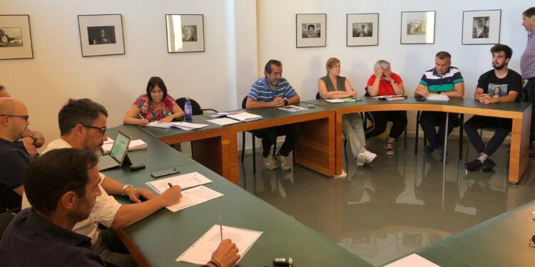 Villamayor libera 550.000 euros para la urbanización de viales y la renovación de parques infantiles