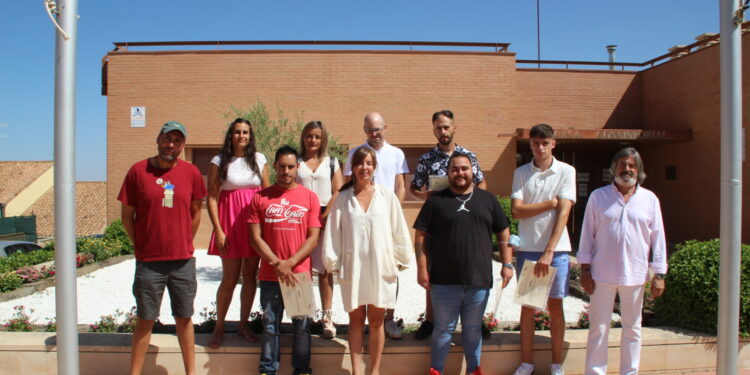 La AFE de Viverismo finaliza la formación a ocho alumnos para dar el salto al mercado laboral