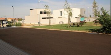 Nuevo camino de unión entre el merendero y las instalaciones deportivas para facilitar el acceso de los vecinos a las zonas de ocio municipales