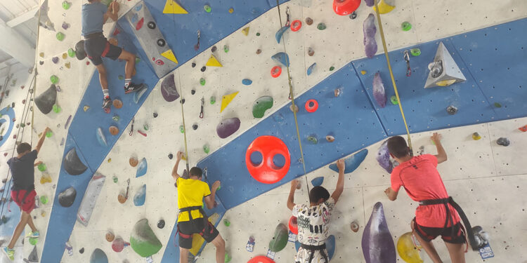 Cerca de medio millar de niños y adolescentes de Carbajosa han disfrutado del verano con las actividades de CiberCarba y Ciudad de los Niños