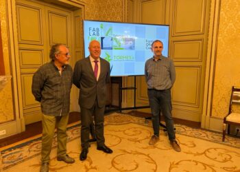 Salamanca apuesta por la formación para aplicar la tecnología a oficios como la joyería o la artesanía