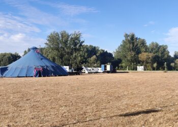 Gran expectación y entradas agotadas para disfrutar del espectáculo ‘Emisferio’ del Festival Internacional ‘Volatiritormes’