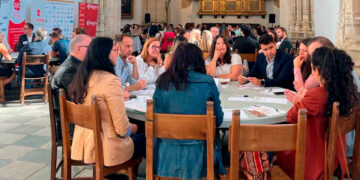 La Universidad reúne a 120 empresarios de la ciudad y la provincia en la I edición de ‘Networking Salamanca’