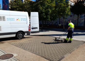 Santa Marta ejecuta un plan de limpieza que afecta a las principales calles del municipio