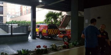 La rotura de una tubería en un edificio del Paseo de la Estación obliga a intervenir a los bomberos