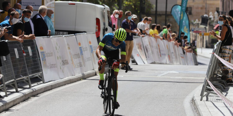 Cortes y desvíos de tráfico por el paso de la Vuelta Ciclista a Salamanca
