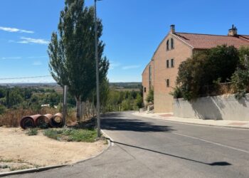 Las obras de la red separativa de agua obligan a cortar al tráfico la calle La Cuesta y el acceso a Cabrerizos por la SA-804