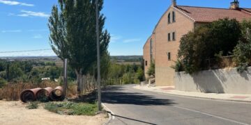 Las obras de la red separativa de agua obligan a cortar al tráfico la calle La Cuesta y el acceso a Cabrerizos por la SA-804