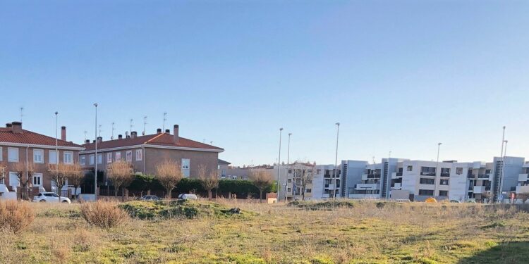 Carbajosa completará la renovación del alumbrado público a led en el casco urbano con la sustitución de 226 luminarias en La Ladera