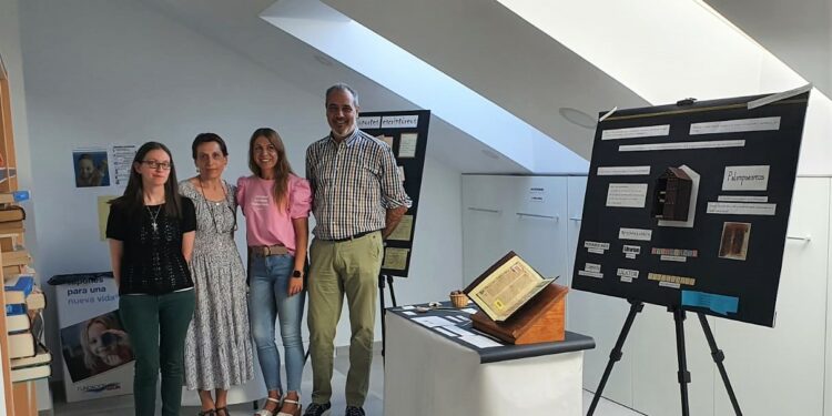 La Biblioteca Municipal de Castellanos invita a conocer la evolución de la escritura en ‘Pinceladas, Edad Media y Humanismo’