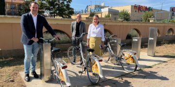 Santa Marta estrena la tercera plataforma de alquiler de bicicletas en la avenida Padres Paúles junto a los centros comerciales