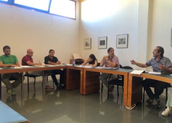 El gasto de las fiestas de Villamayor, que el PSOE considera «exagerado», centra el debate del pleno