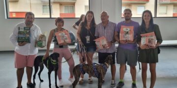 El éxito de las jornadas de adopción canina y gatuna anima a Villares a dar continuidad a su colaboración con protectoras y asociaciones de animales