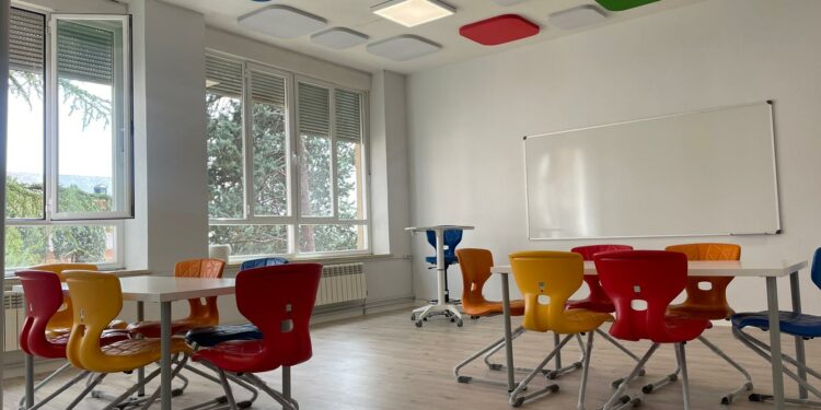 Mejora en las condiciones laborales y salariales de profesores técnicos de FP