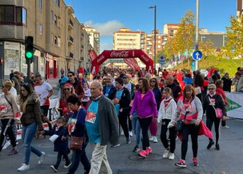 Los salmantinos muestran su lado más solidario y se vuelcan con la ‘Carrera de los 1.000 Pasos’