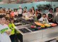 La Escuela de Hostelería de Santa Marta enseña a los escolares a desayunar con alimentos saludables