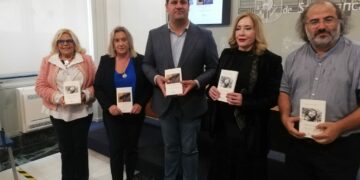 La mexicana Jeannette L. Clariond gana el IX Premio de Poesía Pilar Fernández Labrador con ‘Cuerpo de mi sangre’