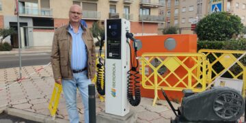 Santa Marta promueve la instalación de cuatro puntos de recarga para los vehículos eléctricos