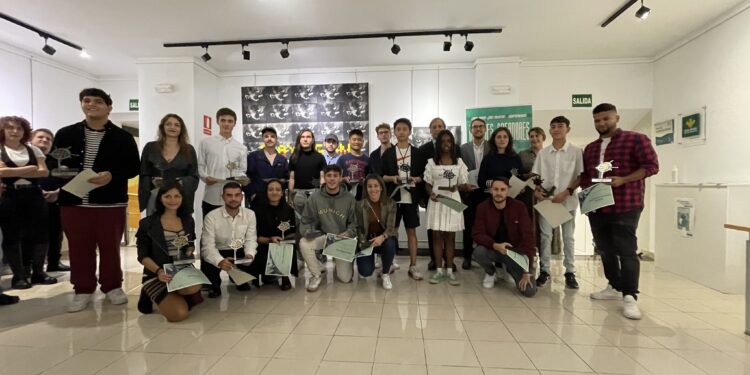 El alcalde de Salamanca reconoce el talento de los ‘Jóvenes Creadores’