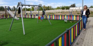 Santa Marta comienza con el parque de Virgen de la Paloma las mejoras de varios parques infantiles del municipio