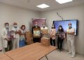 Pyfano presenta en el hospital su ‘caja’ para cuidar de los menores con cáncer