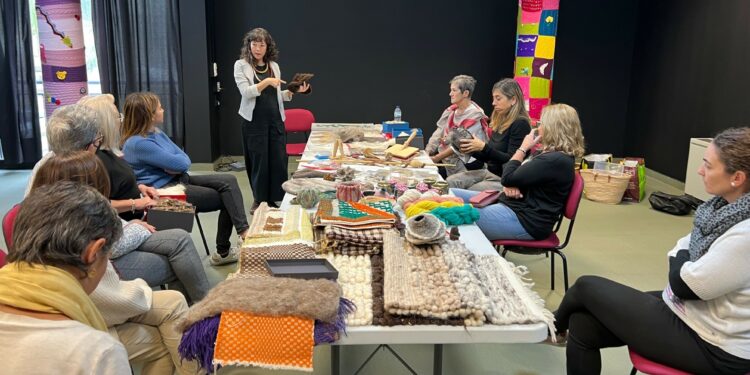 Creatividad, tradición y arte se funden en la celebración del Día de la Biblioteca en el alfoz