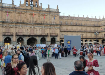 Salamanca disfruta del desfile del Cortejo Real de las ‘Vísperas Nupciales’ de Aldeatejada