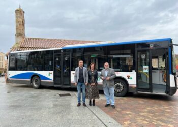 Carbajosa pone en marcha una nueva línea de autobús a los centros comerciales los sábados