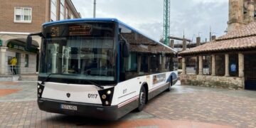 Carbajosa pone en marcha una nueva línea de autobús a los centros comerciales los sábados