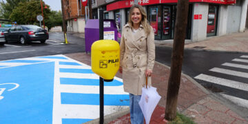 Un paso más en el reciclaje con la instalación de 15 contenedores para pilas