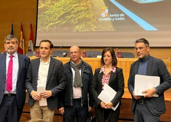 Villamayor defiende que el transporte metropolitano debe ser «atractivo para los usuarios, tanto en la forma de prestar el servicio como en el precio», además de eficiente y sostenible
