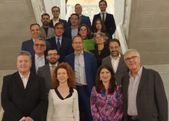 Una delegación de Peace City World negocia con empresarios la puesta en marcha de su proyecto inversor