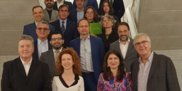 Una delegación de Peace City World negocia con empresarios la puesta en marcha de su proyecto inversor