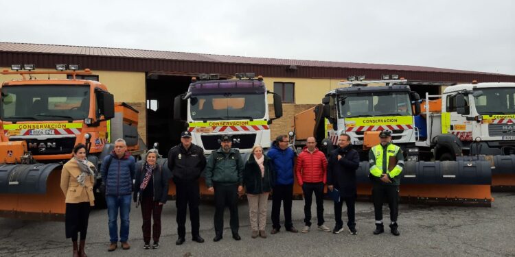 El dispositivo del Plan de Viabilidad Invernal en las carreteras de Salamanca cuenta con 488.000 litros de salmuera repartidos en 7 plantas, 3.600 toneladas de sal y 14 estaciones meteorológicas