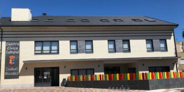 Talleres para que padres e hijos aprendan a afrontar los riesgos del mal uso de las nuevas tecnologías