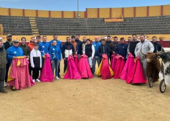 Salva Ruano imparte un curso de tauromaquia para aficionados con el que inicia la celebración de sus 20 años de alternativa en Babilafuente