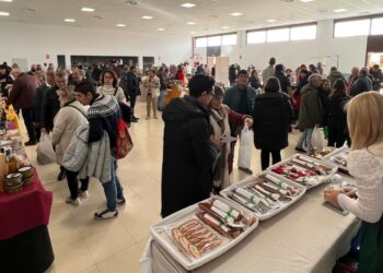 Jornada para disfrutar y compartir los productos de la tierra en la I Feria Agroalimentaria de Doñinos