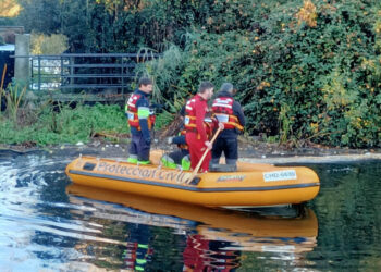 Limpieza del río en el tramo junto al molino para evitar problemas con las lluvias y las crecidas