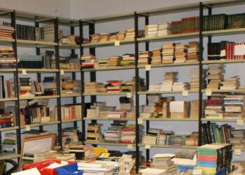 La Biblioteca Municipal de Monterrubio premia a sus usuarios con el sorteo de dos cestas literarias