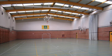 Nueva iluminación en el pabellón de La Salud para ganar en ahorro y eficiencia energética