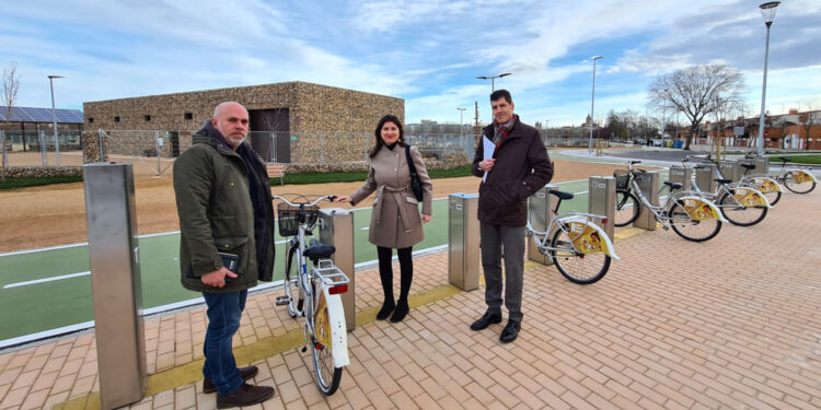 Salamanca incorpora una base de préstamo de bicicletas a la Avenida del Padre Ignacio Ellacuría, en los Huertos Urbanos